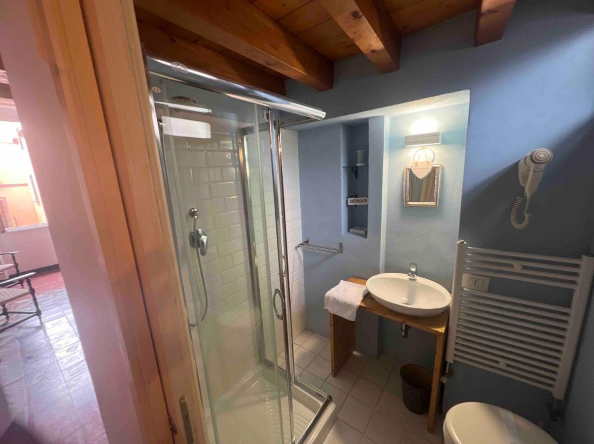 Corso 41 Hotel Bosa Exterior photo