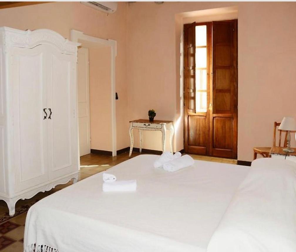 Corso 41 Hotel Bosa Exterior photo